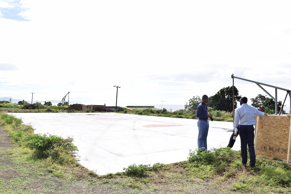 Minister Richards inspects basketball court