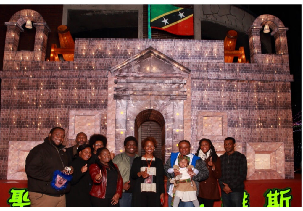 Brimstone Hill Lantern Lights Up Taipei City