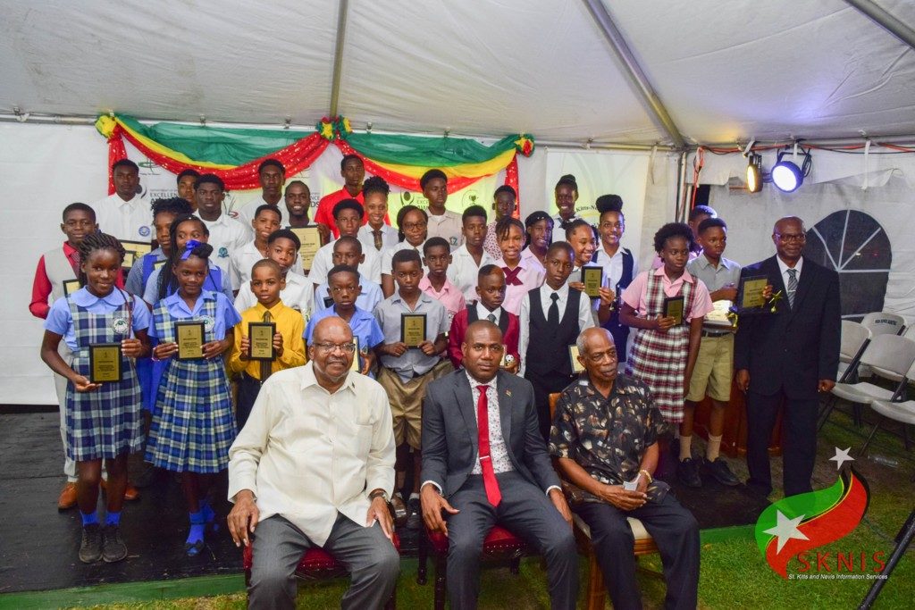 CHARLES E. MILLS SECONDARY SCHOOL ATHLETES TAKE TOP HONOURS AT 2019 SPORTS EXCELLENCE AWARDS