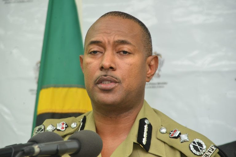 IAN QUEELEY TO TAKE UP DIPLOMATIC APPOINTMENT