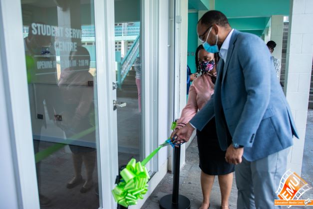 MINISTER OF EDUCATION REAFFIRMS HIS CONTINUED SUPPORT FOR CFBC AS NEW STUDENT SERVICES CENTRE OPENS